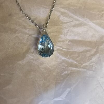 BlueTopaz 'Drop' pendant