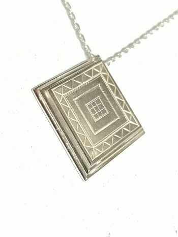 Pendentif en argent, Bush Barrow Losange 1