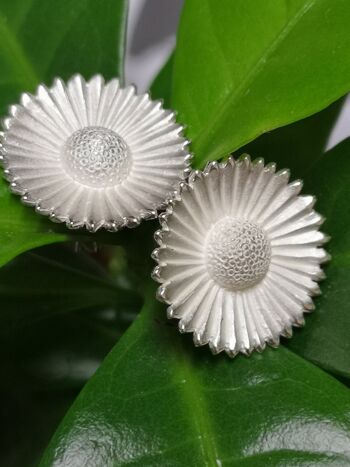 Boucles d'oreilles marguerite 1