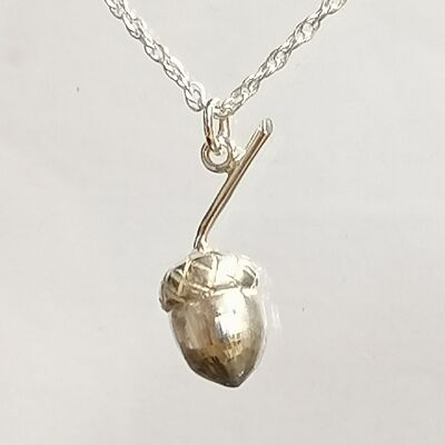 Acorn pendant made from Sterling Silver with chain