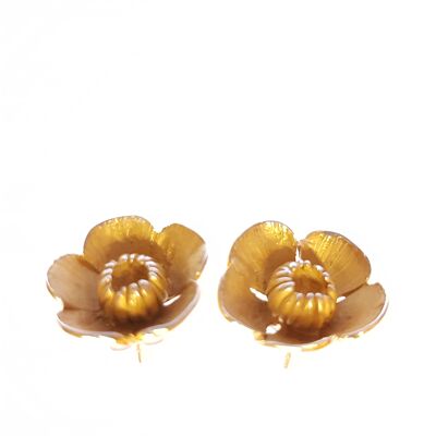 Boucles d'oreilles bouton d'or fabriquées à la main en argent puis plaqué or lourd.