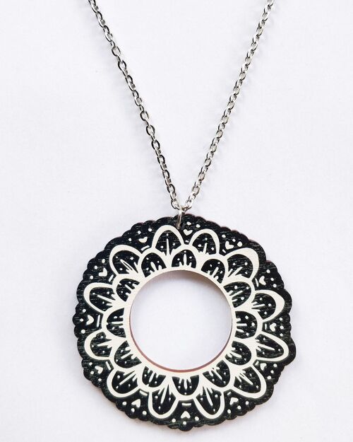 Seppele Necklace - Black/White