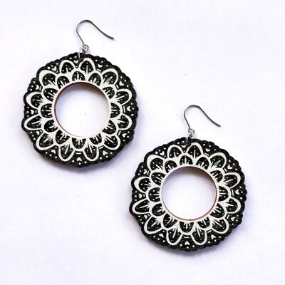 Seppele Earrings - Black/White