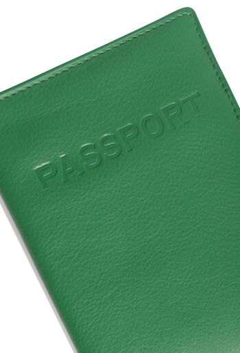 SADDLER "HARPER" Porte-passeport luxueux en cuir véritable pour femmes | Designer Travel Wallet - Parfait pour les cartes de débit de crédit Passport Mileage | Couverture de passeport pour femmes | Coffret cadeau - Vert 5