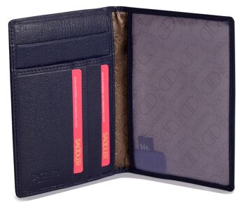 SADDLER "HARPER" Porte-passeport luxueux en cuir véritable pour femmes | Designer Travel Wallet - Parfait pour les cartes de débit de crédit Passport Mileage | Couverture de passeport pour femmes | Coffret cadeau - Marine 2