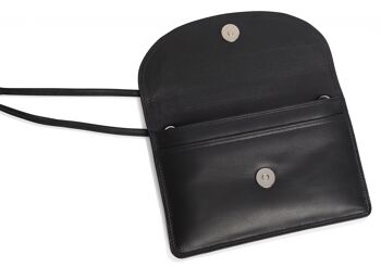 SADDLER "ISABELLE" Sac à bandoulière mince en cuir souple pour femmes et fermeture à pression magnétique | Sac à bandoulière pour femme - parfait pour téléphone portable, passeport, cartes de voyage | Coffret cadeau - Noir 3