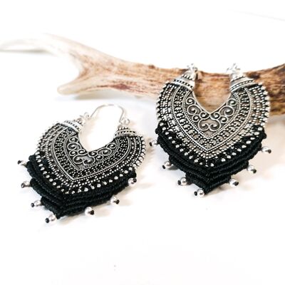 Boucles d'oreilles ORIENT - Macramé - argentées / noir