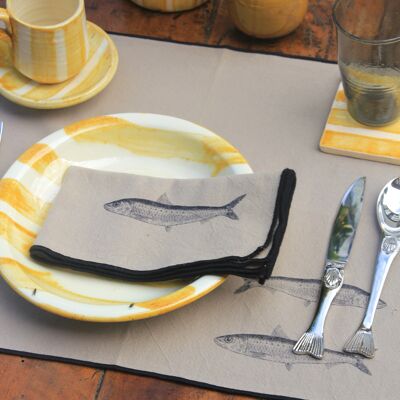 Individual table set and napkin Sardines