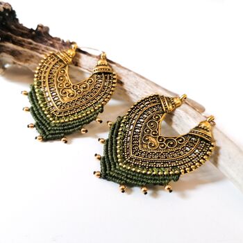 Boucles d'oreilles ORIENT - Macramé - dorées / vert olive 2