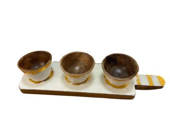 Ensemble de bols à noix - 3 bols sur un plateau de service, blanc et or 1