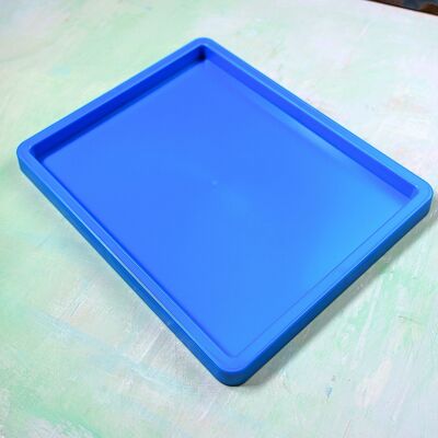 Ink & paint tray A4 size for lino printing, a plastic smooth surface that keeps ink from getting messy when printing, washable warm water