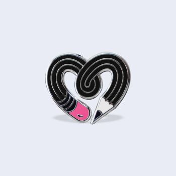 Broche en émail dur au crayon noir, cadeau pour artistes et designers 1