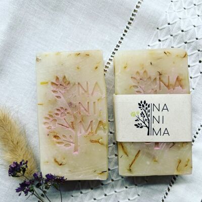 Savon cosmétique naturel "Nanima" lilas
