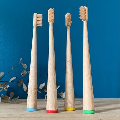 Pack of 4 bamboo toothbrushes - 4 colors