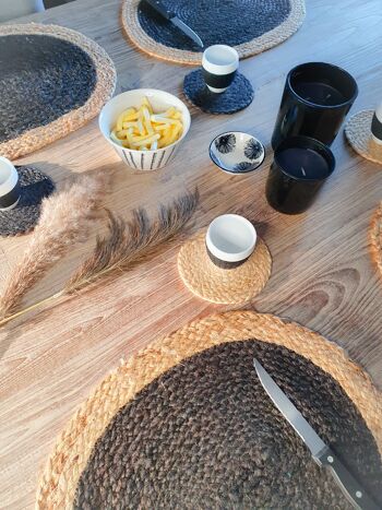 Sous-verres en jute naturel (4 pièces) adaptés aux tasses ou verres chauds 3