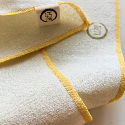 Raw silk hair towel - White100 cm (length) x 50 cm (height)