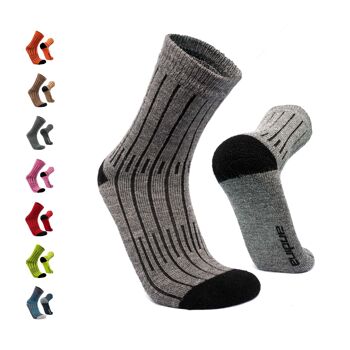 Chaussettes de randonnée Montaña I en alpaga, bambou et mérinos pour hommes et femmes - GRIS I ANDINA OUTDOORS 1