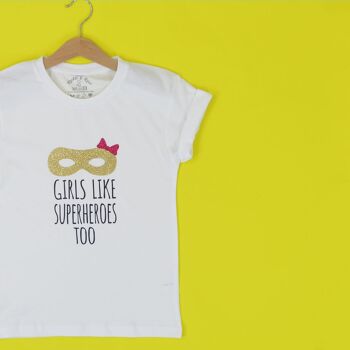 Les filles aiment trop les super-héros KIDS T-shirt 2