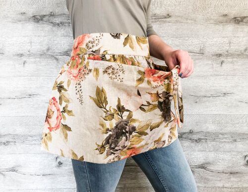 Floral Gathering Apron with Tie Closure. Garden apron. Harvest Apron. Gardening apron with large pocket.