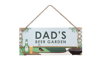Panneau suspendu 'Dad's Beer Garden' de The Potting Shed 1