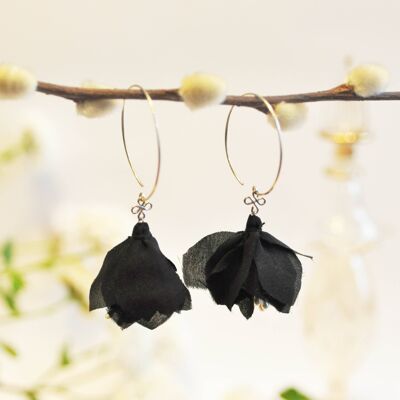 Flower earrings - B&W tones and solid silver Black