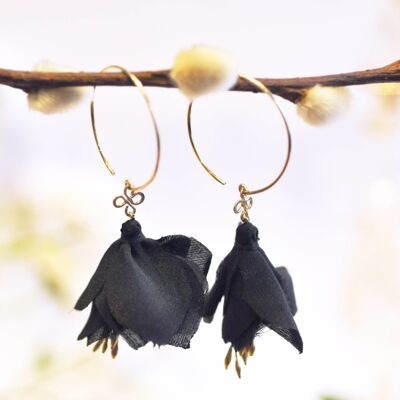 Flower earrings - B&W tones and gold plated Black