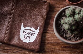 SWEARY MAN BAG / Beardy Bits / Trousse de toilette en simili cuir 2