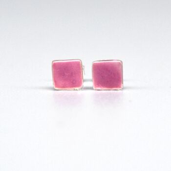 Petites boucles d'oreilles en verre rose et argent sterling 925 1