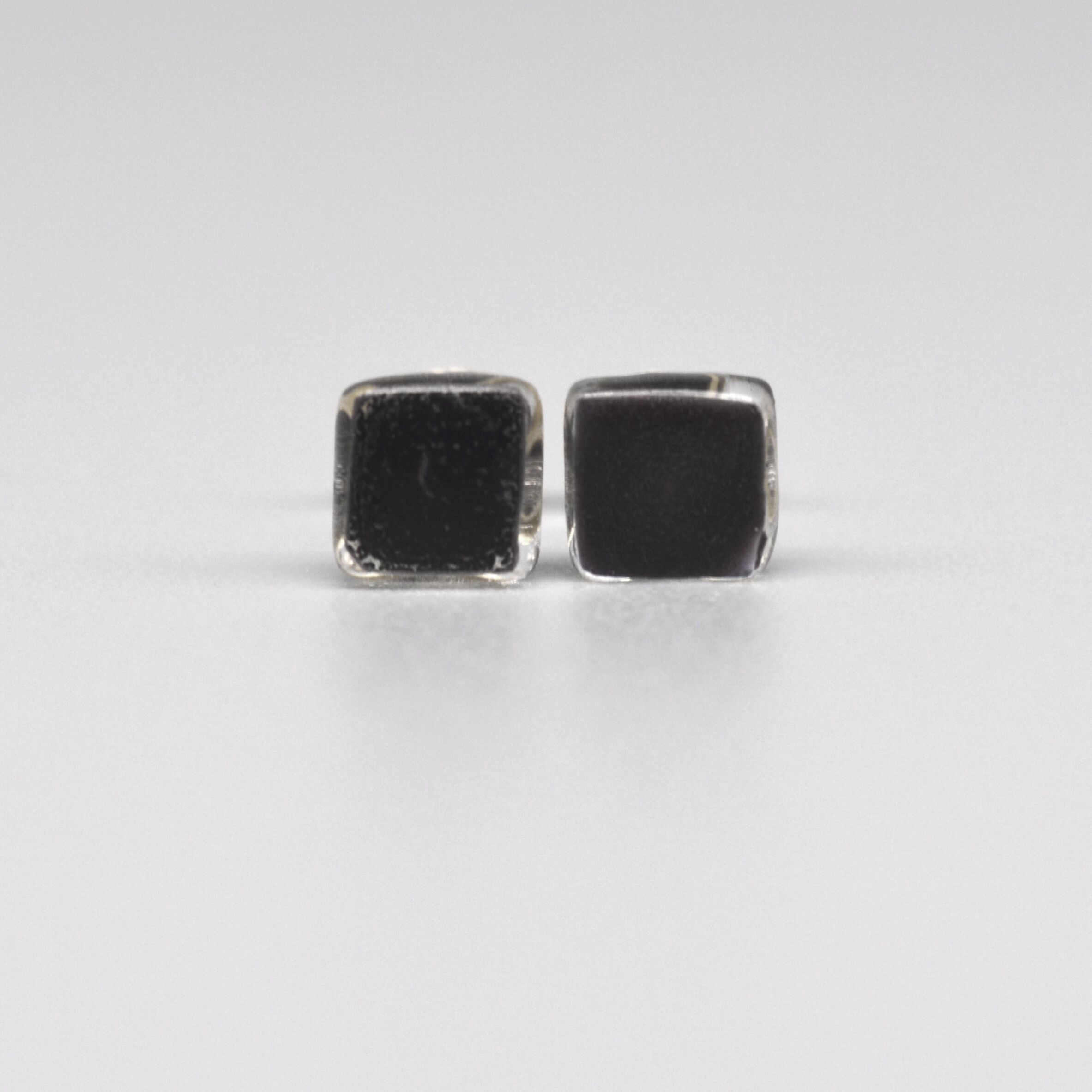 Unisex-Miniohrringe, Schmuck aus Glas und 925er Sterlingsilber, schwarze Farbe