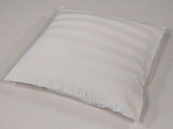 Housse 40 x 40 cm rayures blanches, satin bio, article 4404011 1