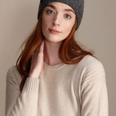 SAFFRON Women's Heavyweight Recycled Cashmere and Merino Beanie Hat - Charcoal