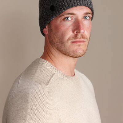 CARLTON Men's Lightweight Recycled Cashmere and Merino Beanie Hat - Charcoal