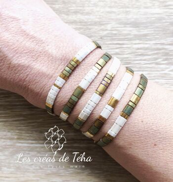 Bracelet Huira kaki, ivoire et doré en perles de verre et cordon Modèle 2 1
