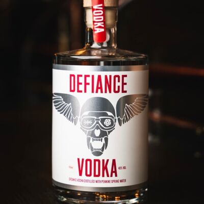 Vodka biologica Defiance