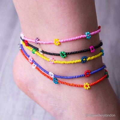 DAISY BEADED SUMMER VIBES ANKLETS