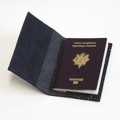 Delia Passport Cover - Black Black