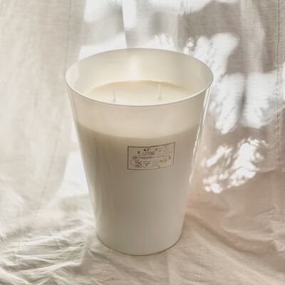 Paris Scented Candle CONICAL - WHITE DESIGN - Cucumber & Melon