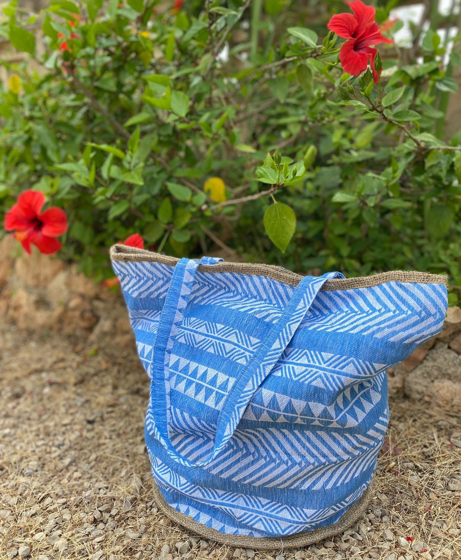 BORSA ROTONDA TELAIO A MANO BIG AQUA