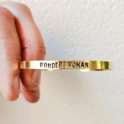 Super Slim rigid bracelet, handmade in brass with engraving WONDER WOMAN