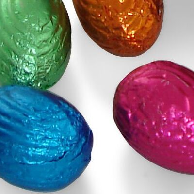 Dark chocolate praline eggs packed in 1 kg bulk box