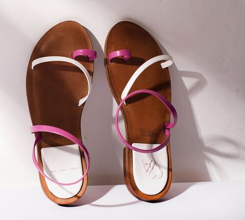 BEA, sandali a tre fasce, in vera pelle e suola comfort brevettata, fatti e cuciti a mano in Italia