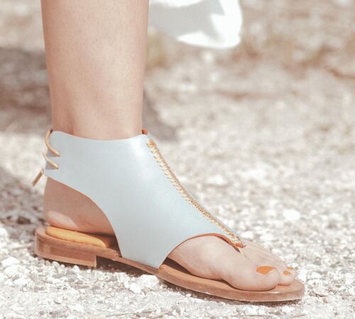 LITZ, sandali a infradito stile romanico, in vera pelle e suola comfort brevettata,  fatti e cuciti a mano in Italia
