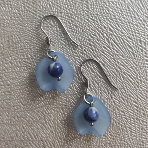 Petal earrings with natural sodalite - Stainless steel