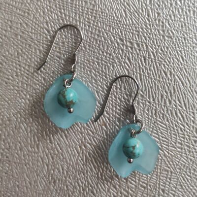 Petal earrings with natural turquoise - Blue - Golden stainless steel