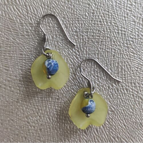 Petal earrings with natural agate - Yellow - Golden stainless steel