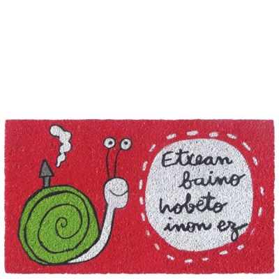 Doormat "etxean baino hobeto inon ez" red