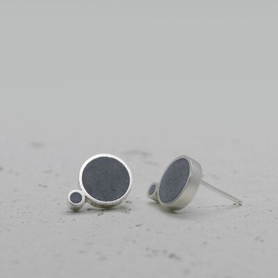 Two dots concrete earrings