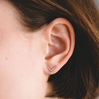 V - shaped earrings