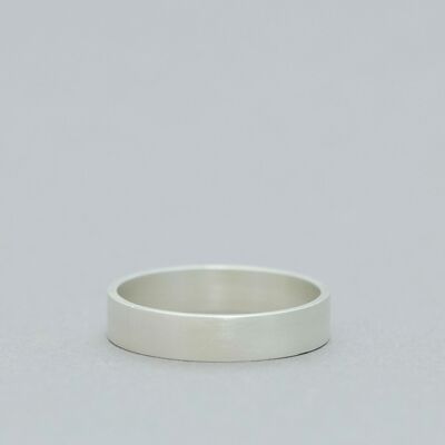 4 mm ring