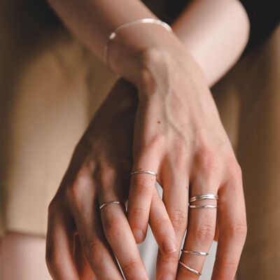 Faceted stacking ring